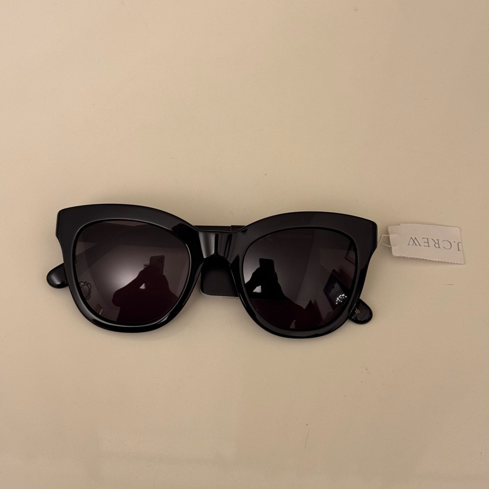 J. Crew Classic Black Sunglasses - Picture 7 of 16